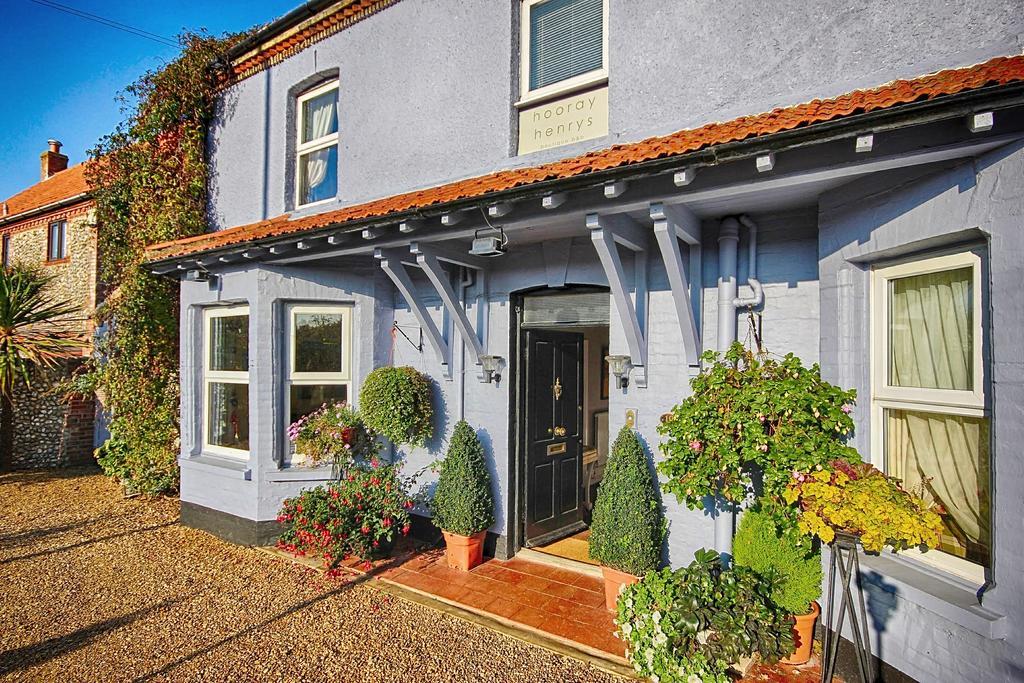 Hooray Henrys Bed & Breakfast Sheringham Bagian luar foto