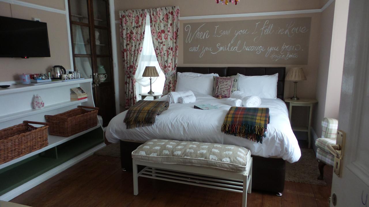 Hooray Henrys Bed & Breakfast Sheringham Bagian luar foto